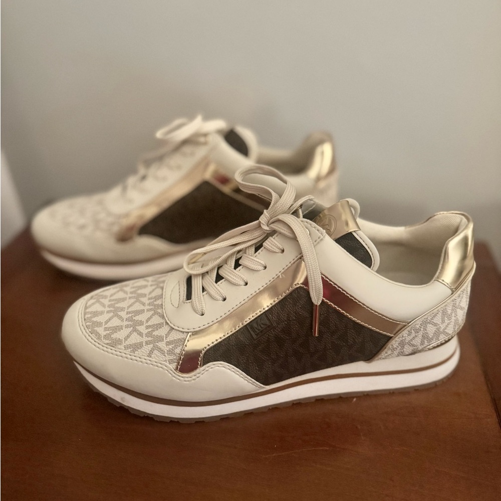 Michael Kors Sneakers